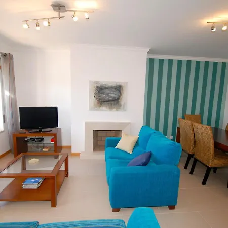 Villa Alojamento Turistico Maceira (Leiria)